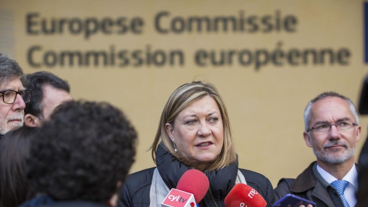 La consejera de Economía y Hacienda, Pilar del Olmo, se reúne con la jefa de gabinete de la comisaria de Competencia.-J.Bernal Revert / ICAL