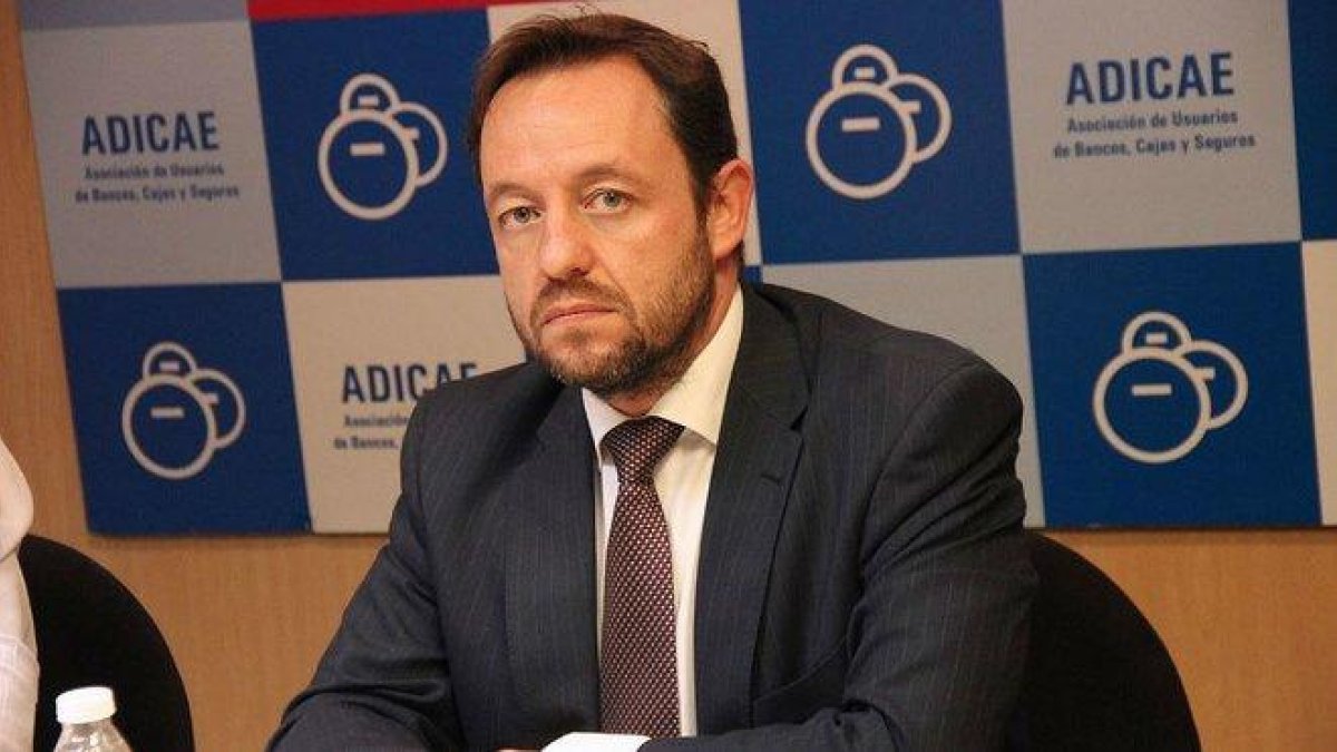 Francisco de la Torre, en una intervención ante la prensa.-