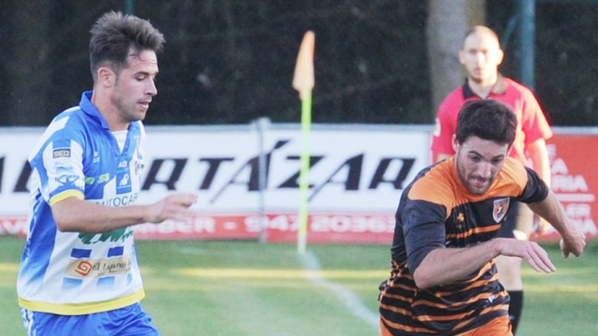 El Burgos Promesas no pasó del empate ante el Becerril.-ISRAEL L. MURILLO