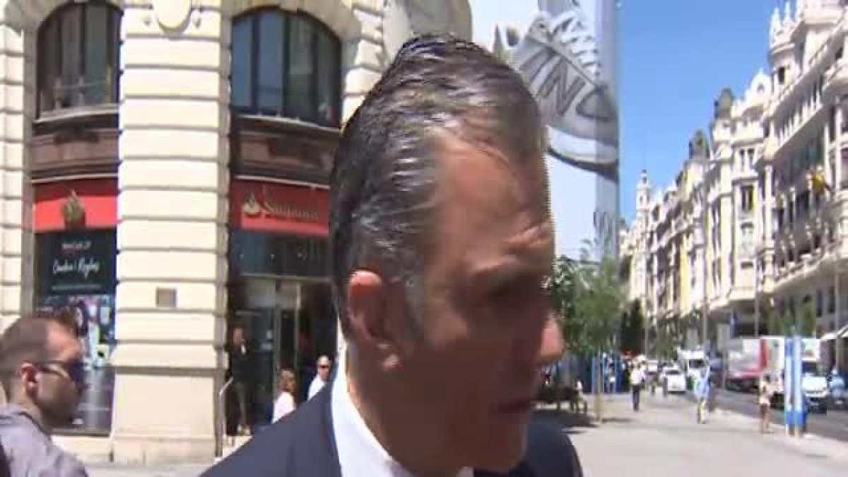 El candidato de Vox al Ayuntamiento de la capital, Javier Ortega Smith, ha asegurado que las mujeres tienen derecho a decidir sobre su cuerpo aquello que consideren más conveniente pero les ha negado que puedan abortar.-EUROPA PRESS