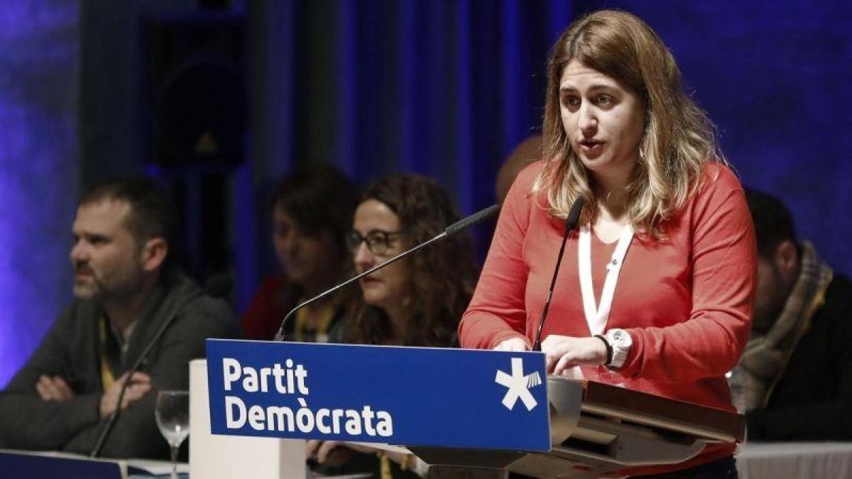 La coordinadora general del PDECat, Marta Pascal.-EFE / ANDREU DALMAU