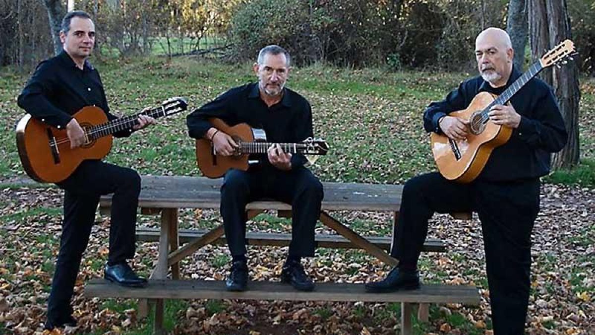 El Trío Eldorado completará un repertorio de ritmos latinoamericanos.-