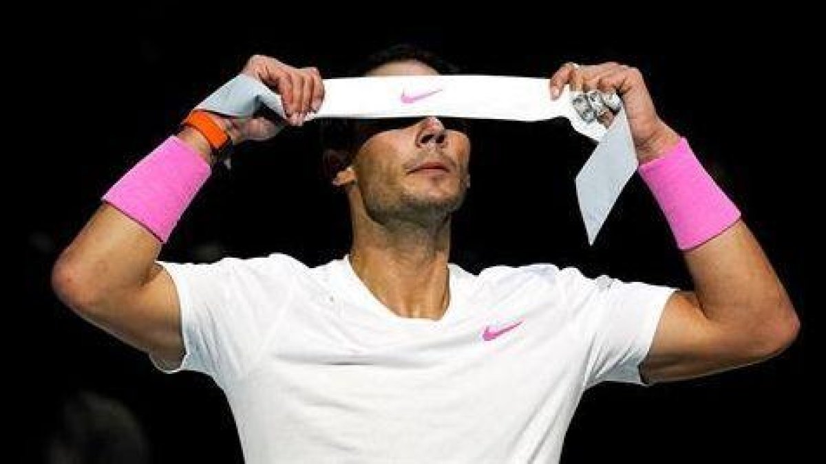 Rafa Nadal, en su partido contra el ruso Daniil Medvedev, el miércoles.-EFE / WILL OLIVER