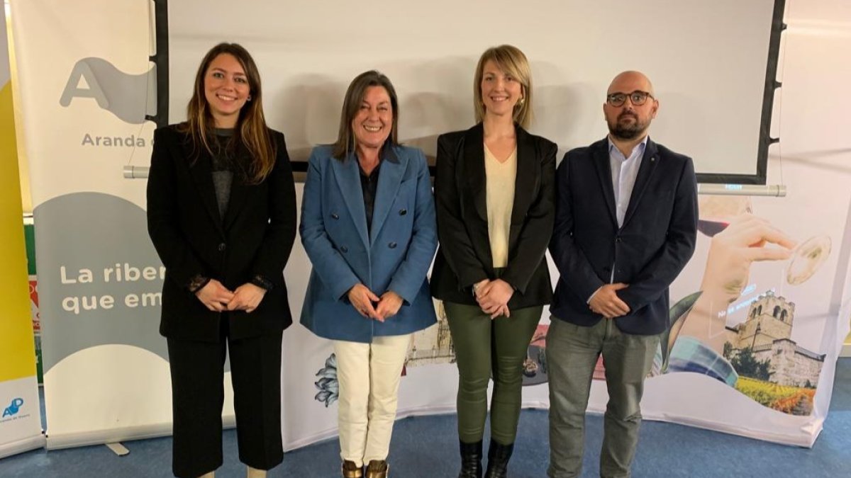 De izquierda a derecha: Virginia Martínez, Maribel de Blas, Cristina Martín y SergioMartin