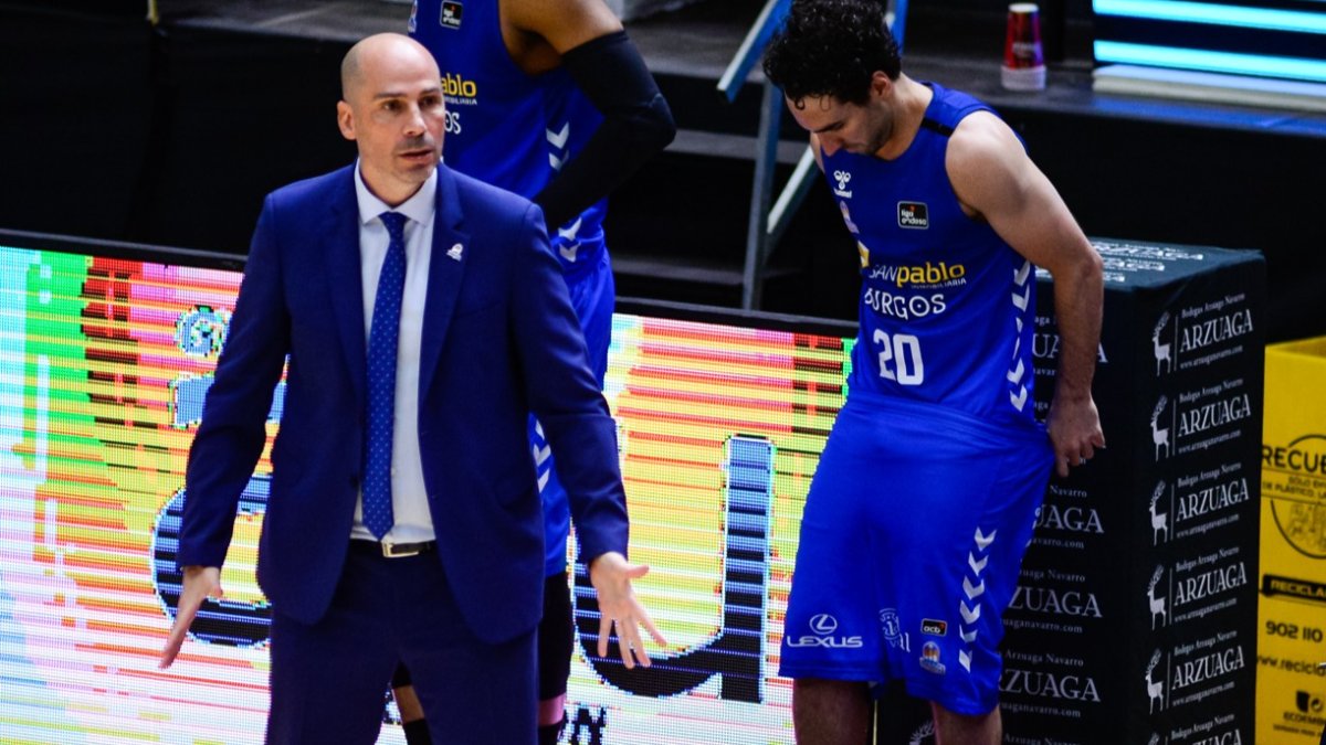 Peñarroya, durante un momento del partido disputado frente al Valencia. ACB PHOTO