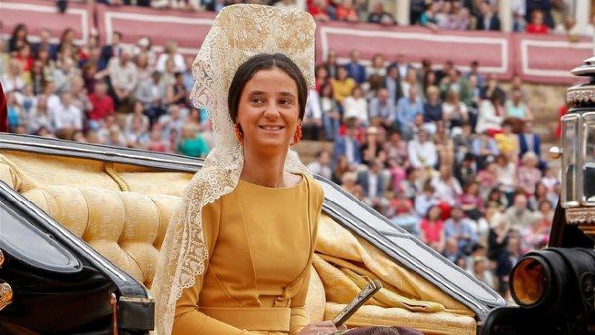 Victoria Federica de Marichalar, en la plaza de toros de la Maestranza de Sevilla, durante la Exhibición de Enganches.-JULIO MUÑOZ (EFE)