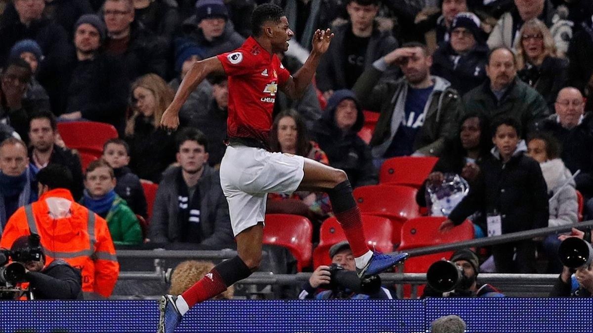Marcus Rashford celebra su gol ante el Tottenham.-EL PERIÓDICO