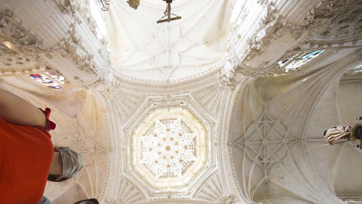 Vuelven las visitas turísticas a la Catedral. RAUL G. OCHOA