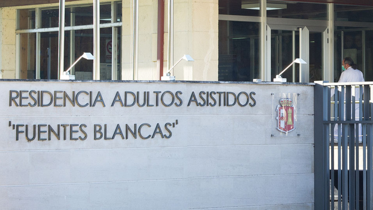 La residencia de adultos asistidos de Fuentes Blancas tiene actualmente a 21 usuarios en aislamiento. / ISRAEL L. MURILLO