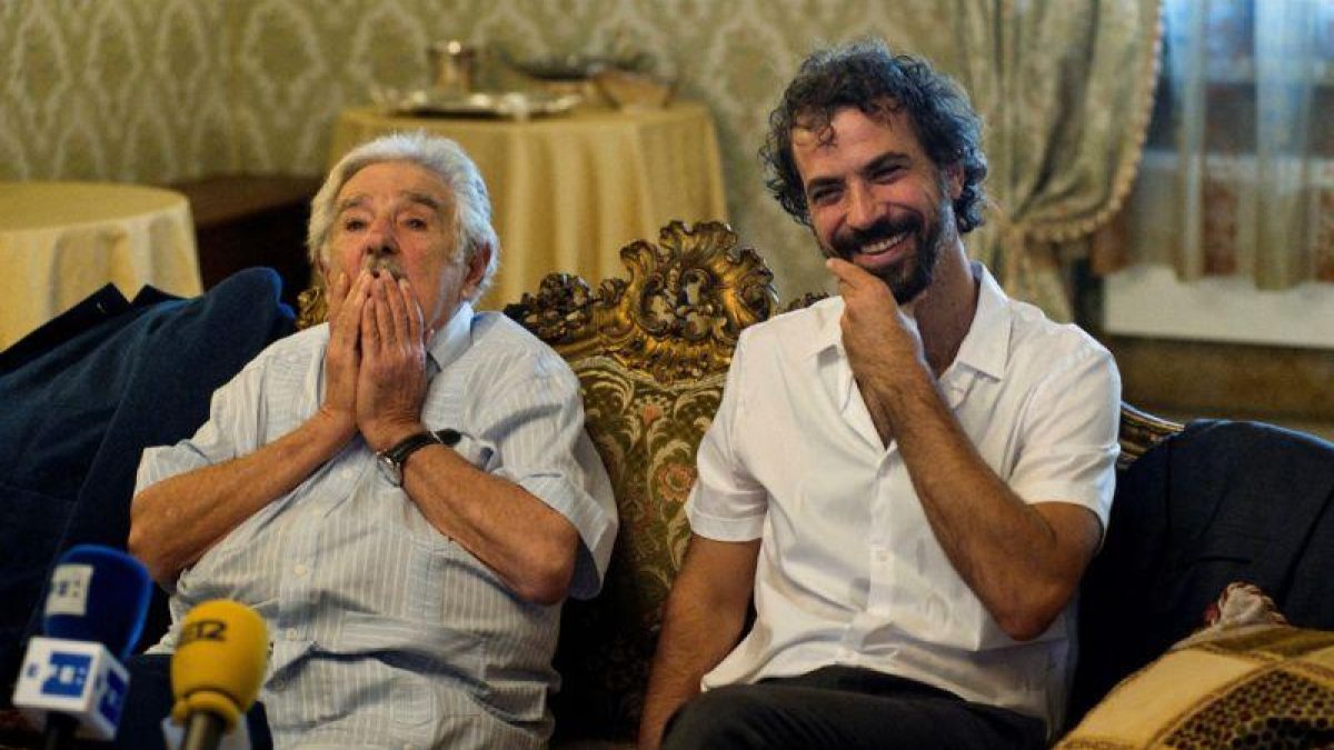 José Mújica y Álvaro Brechner, durante la presentación de la película La noche de 12 años, en la Mostra de Venecia.-EFE