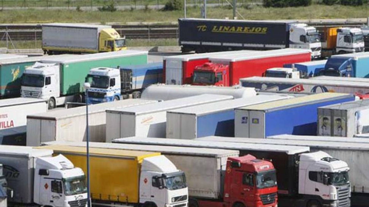 El Centro de Transportes, eje del proyecto de Plataforma Logística Multimodal.-RAÚL OCHOA