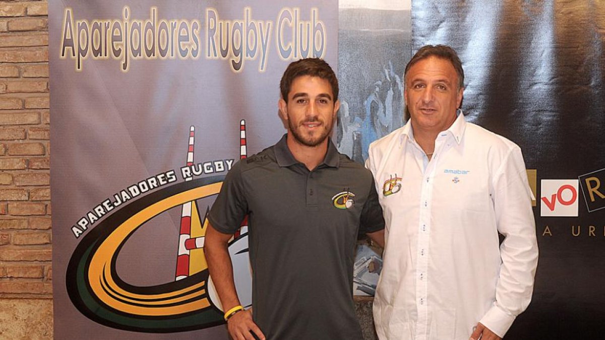 Tomás Rocamán y Marcelo Chorny fueron presentados ayer como jugador y entrenador del UBU Colina Clinic-Israel L. Murillo