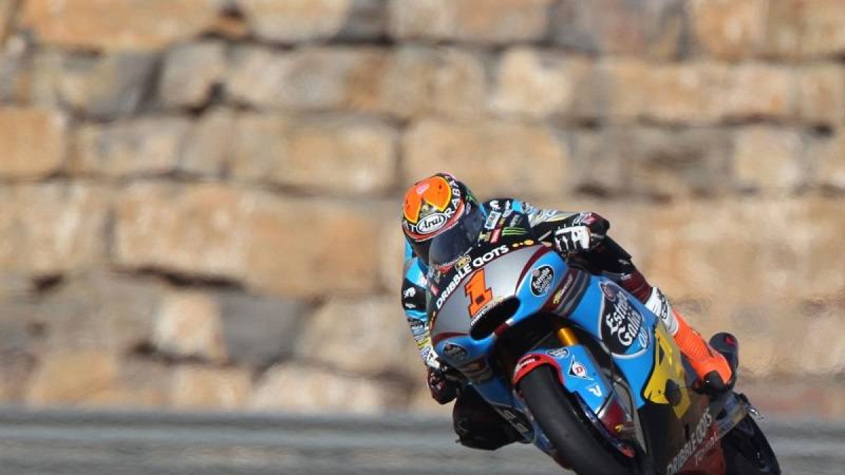 El piloto español Tito Rabat (Estrella Galicia) durante la tercera sesión de entrenamientos.-