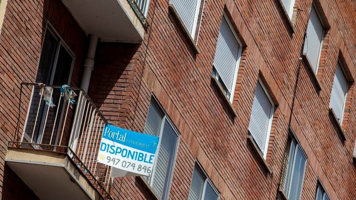 Vivienda en alquiler en la capital burgalesa. SANTI OTERO