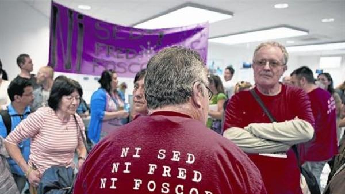 Ocupación 8 Activistas contra la pobreza energética-FERRAN NADEU