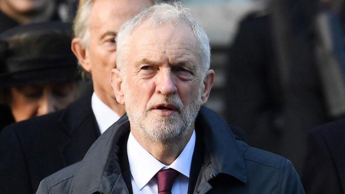 El líder laborista, Jeremy Corbyn, durante la celebración del Centenario del armisticio en noviembre de 2018.-ANDY RAIN (EFE)