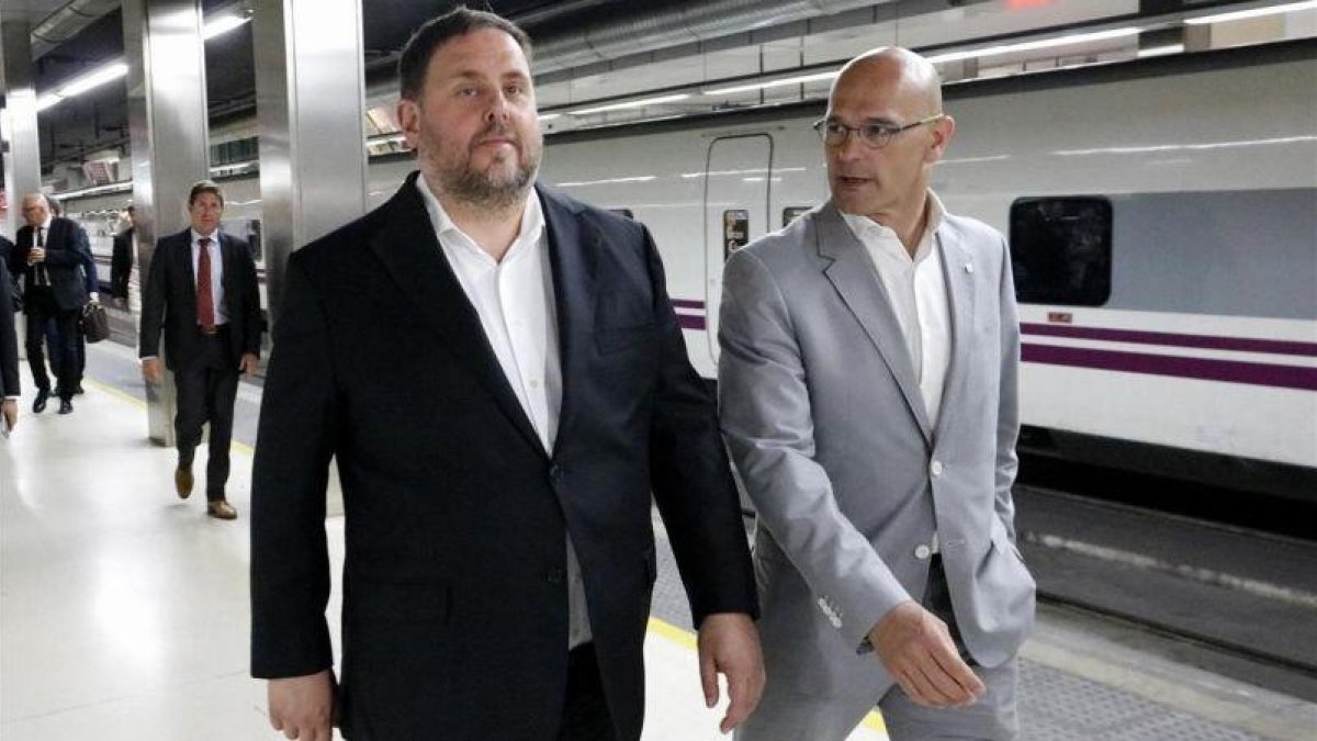 Oriol Junqueras y Raül Romeva, en una imagen de archivo.-RAFA GARRIDO (ACN)
