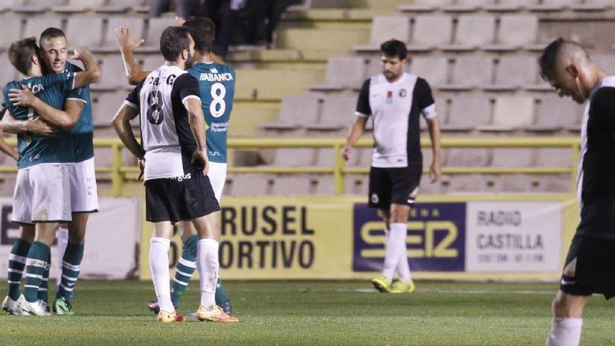 El Burgos CF atraviesa una situación delicada.-SANTI OTERO