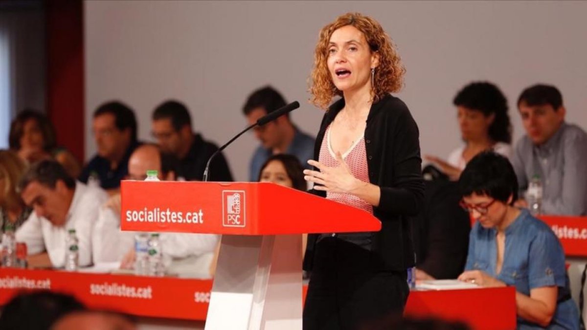 La candidata del PSC a las elecciones generales, Meritxell Batet, interviene ante el consejo nacional del partido.-JOSEP GARCÍA