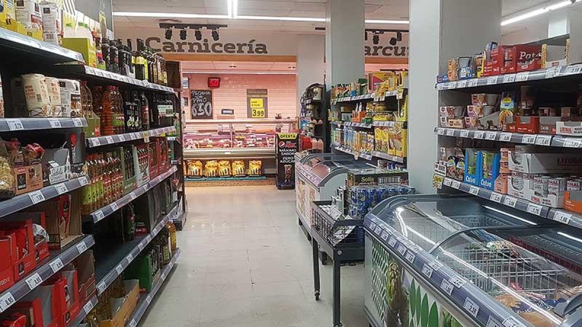 Los robos, aseguran, son continuos y organizados en los supermercados de Aranda.-L.V.
