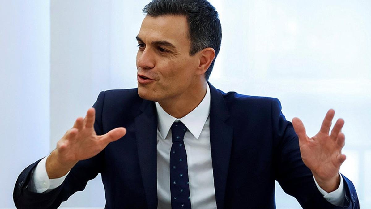 Pedro Sánchez, en la Moncloa.-EMILIO NARANJO (EFE