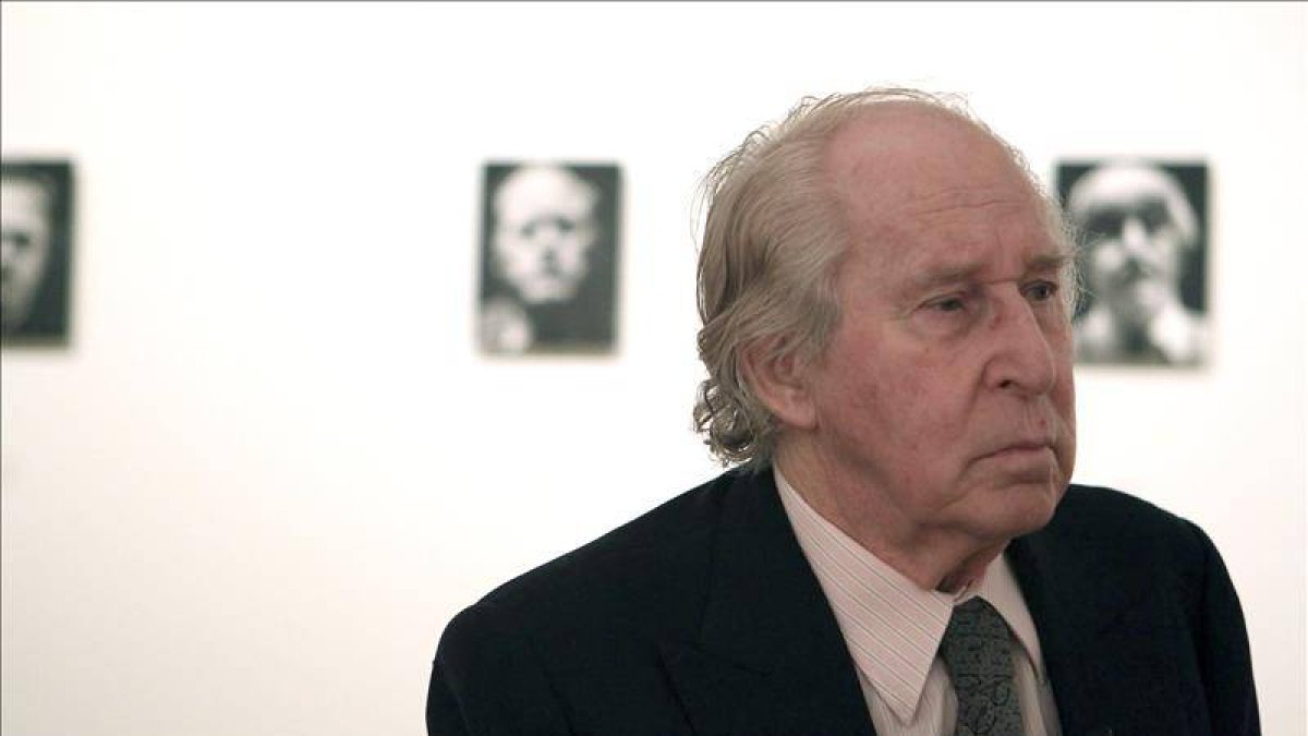 El fotógrafo vasco Alberto Schommer, que ha muerto hoy en San Sebastián a los 87 años como consecuencia de un proceso cancerígeno.-Foto: EFE/ ARCHIVO