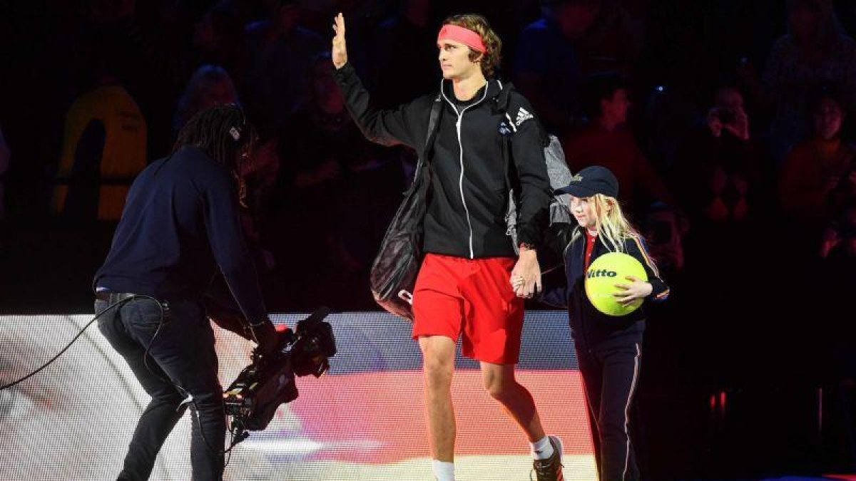 Zverev, antes de enfrentarse a Federer.-AFP