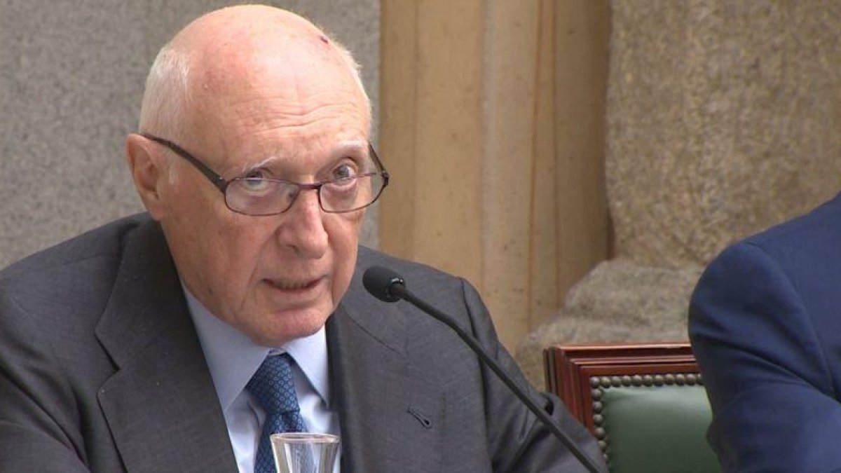 José Pedro Pérez Llorca, uno de los padres de la Constitución española.-AGENCIAS