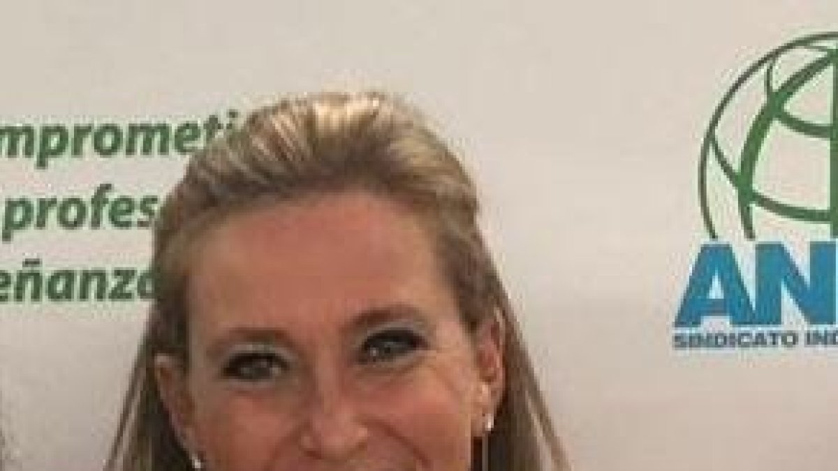 María José Santamaría seguirá cuatro años más al frente de Anpe Burgos.