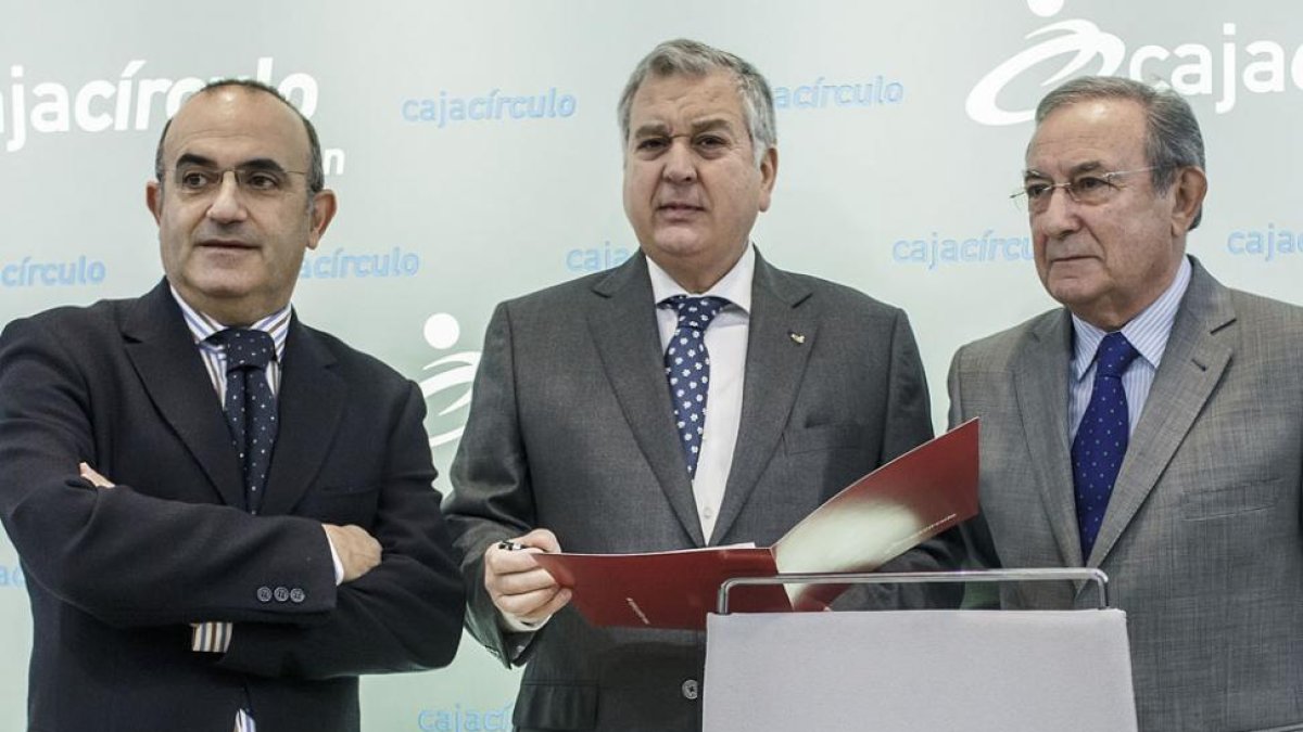 EduardoHernández, Luis Conde y José Luis Herrero.-SANTI OTERO