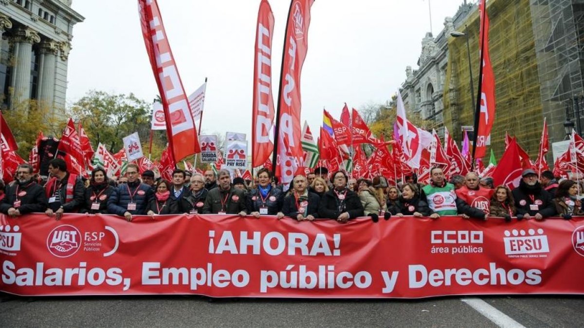 Marcha de empleados públicos, este mediodía en Madrid.-/ JUAN MANUEL PRATS