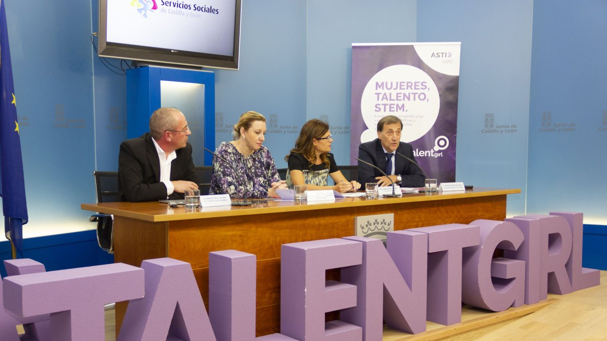 Imagen de Stem Talent Girl. ECB