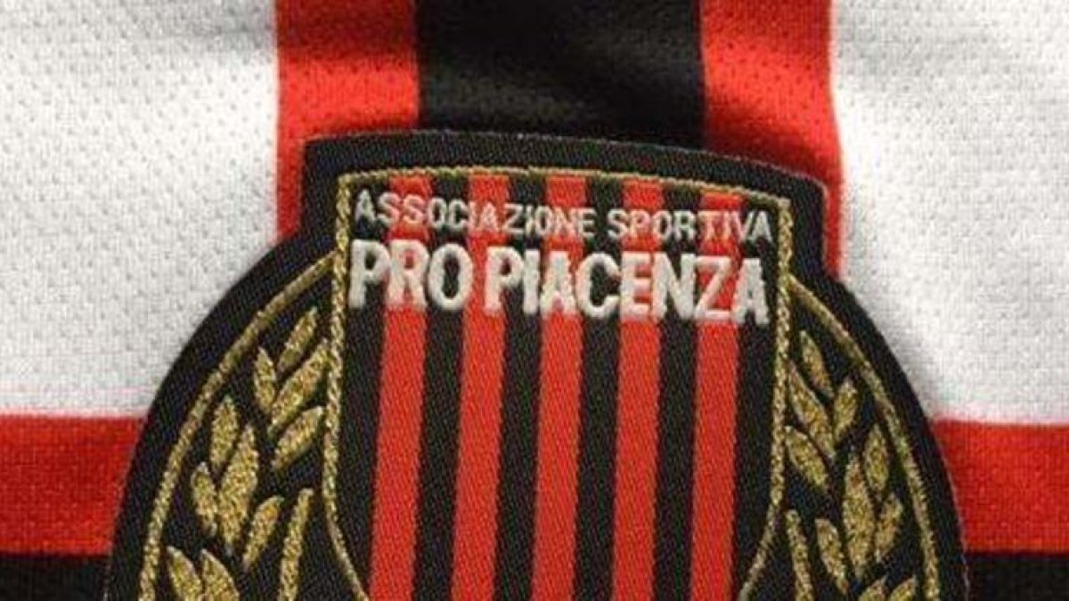 Escudo del Piacenza.-EL PERIÓDICO