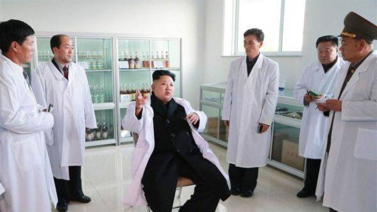 Kim Jong-un ha aumentado sus visitas oficiales desde su operación de tobillo.-Foto: KOREAN CENTRAL NEW AGENCY