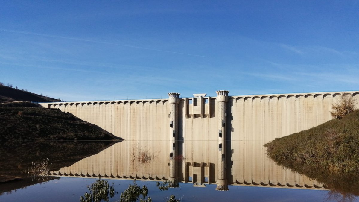 Imagen del embalse principal de Castrovido. ECB