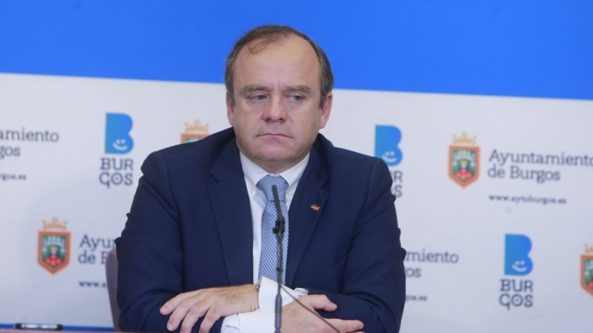 Fernando Martínez-Acitores. R. OCHOA