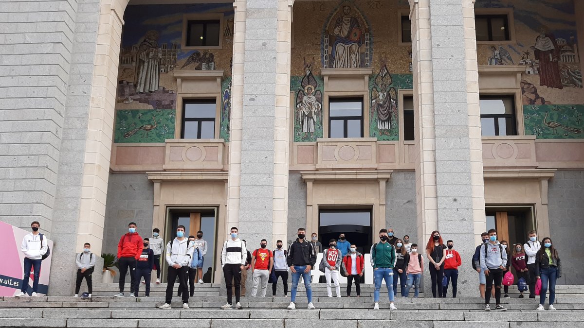 La Universidad Isabel I empieza con total normalidad. ECB