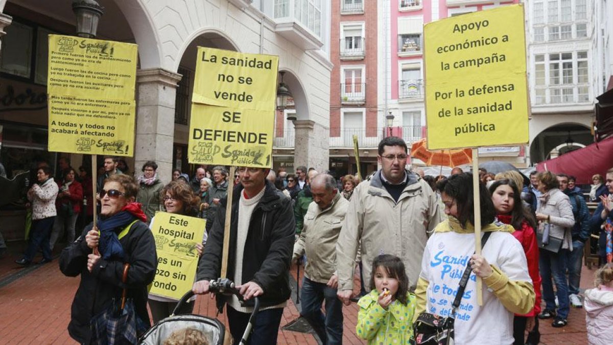 Imagen de archivo de una de las últimas movilizaciones en defensa de la Sanidad Pública en la capital burgalesa.