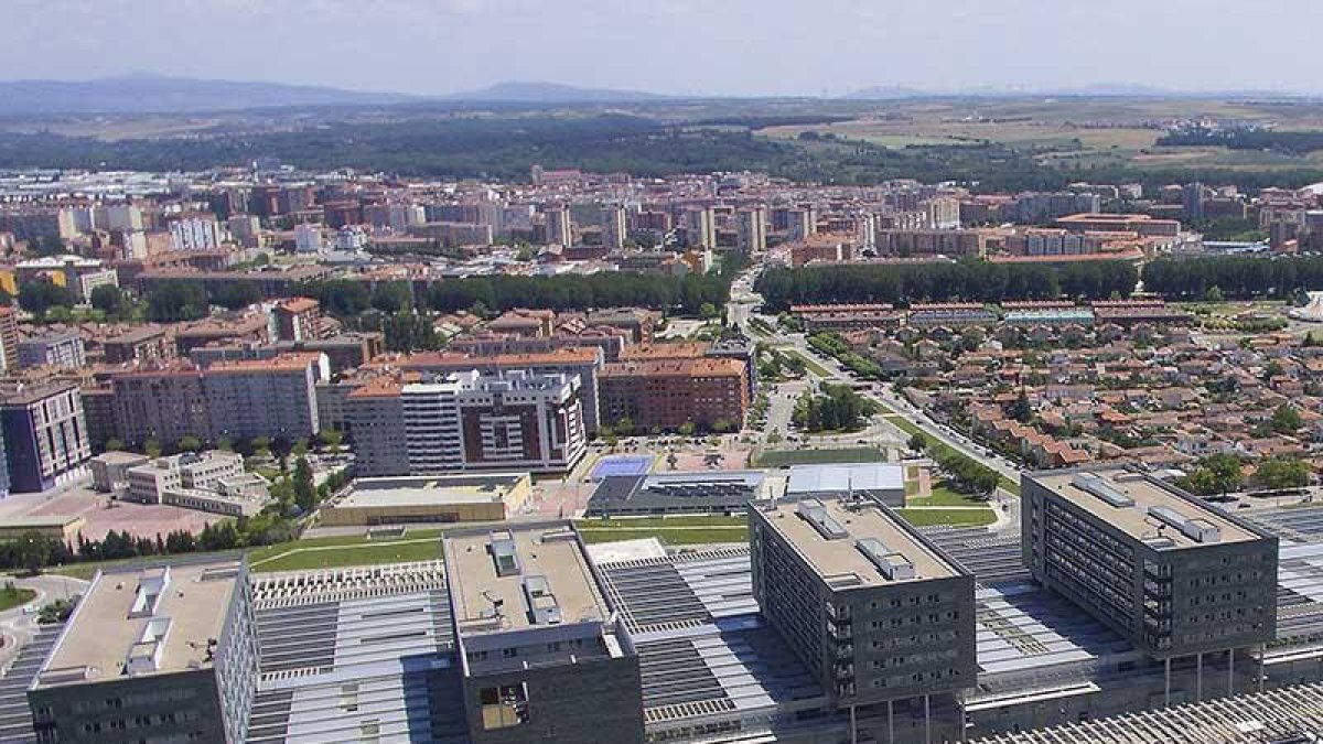 Imagen exterior del Hospital Universitario de Burgos.-ISRAEL L. MURILLO