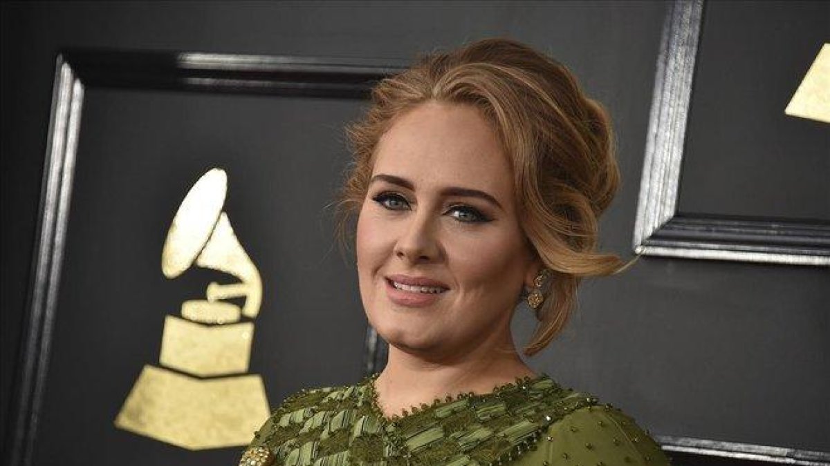 Adele, en los premios Grammy de 2017.-JORDAN STRAUSS (AP)