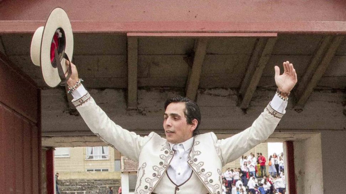 Gran actuación del burgalés en la cita medinesa.-R. V.