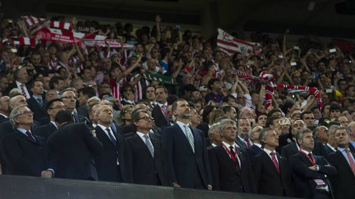 La pitada del himno en la final de la Copa del Rey.-
