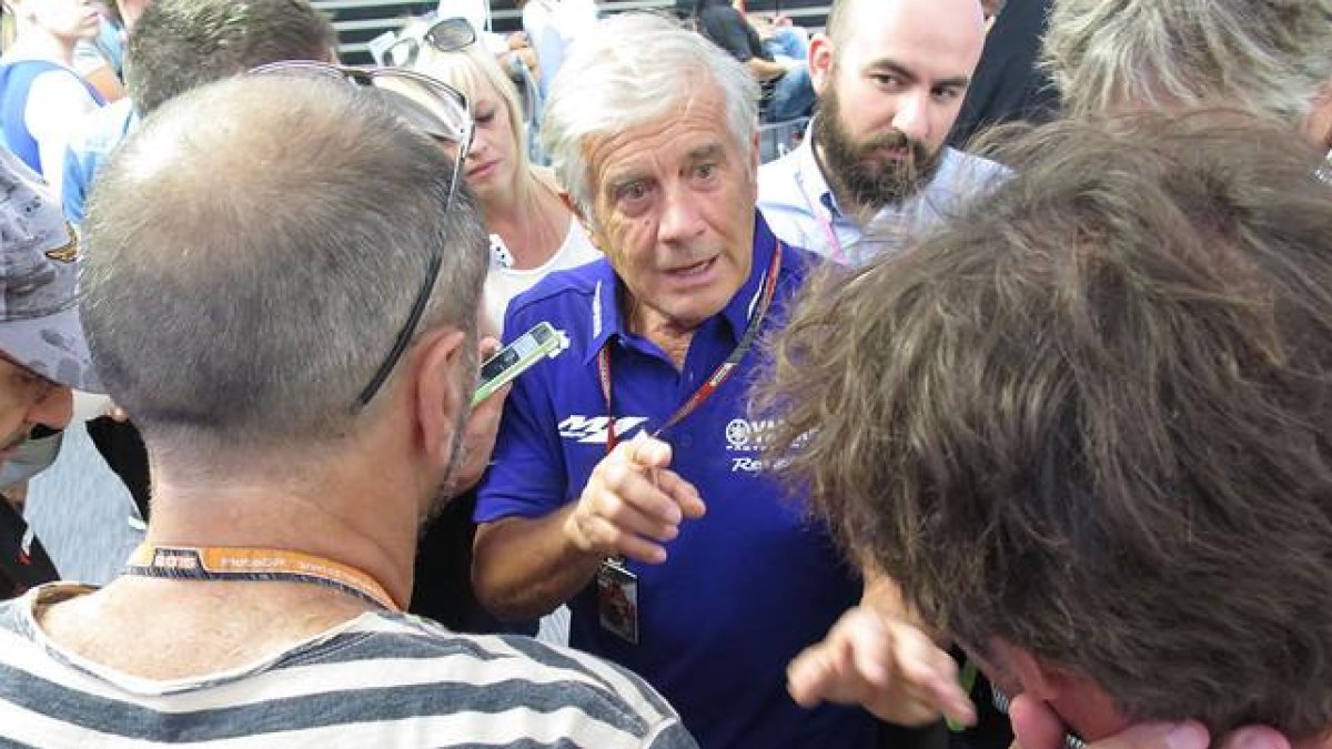 El mítico piloto Giacomo Agostini, en Misano.-EMILIO PÉREZ DE ROZAS