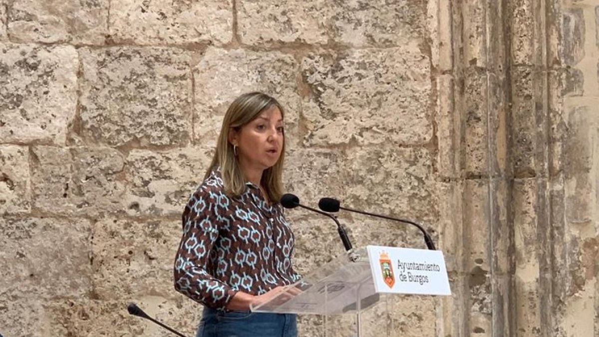 Carolina Blasco durante un debate sobre el Estado de Burgos. SANTI OTERO