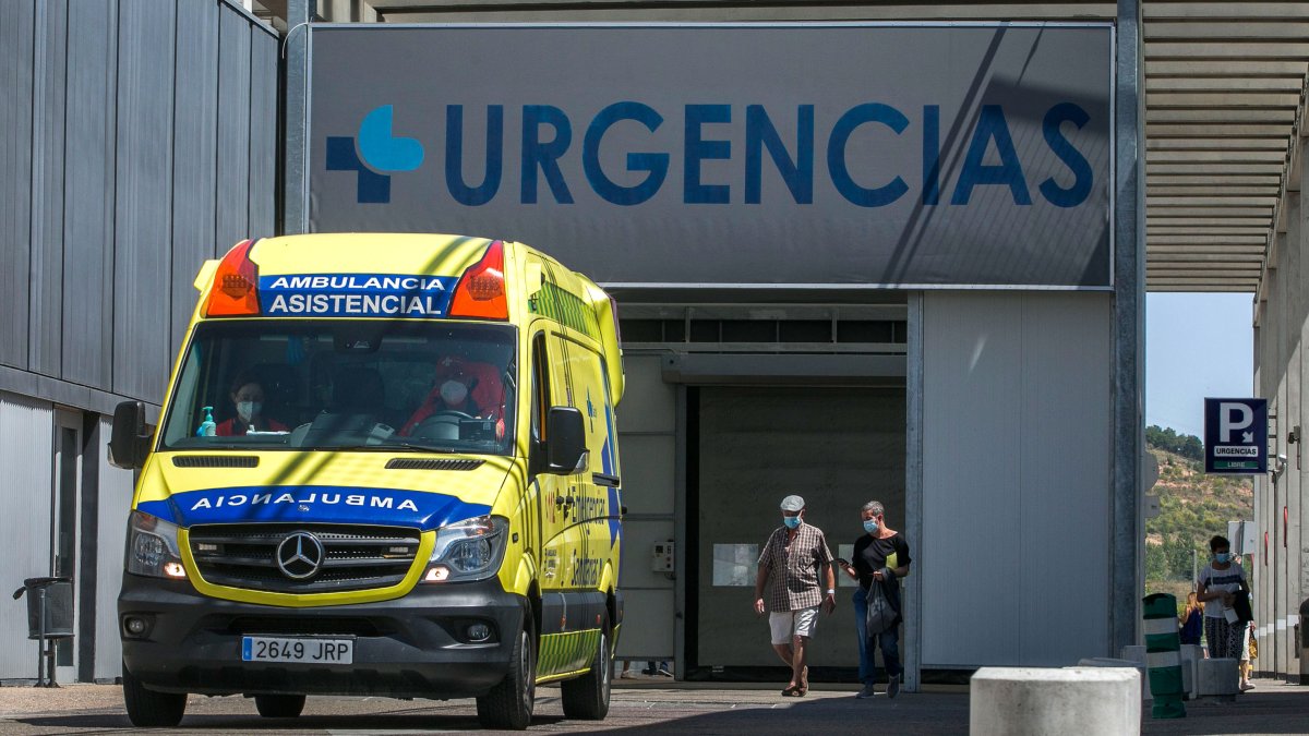 Imagen del acceso a Urgencias del HUBU. TOMÁS ALONSO