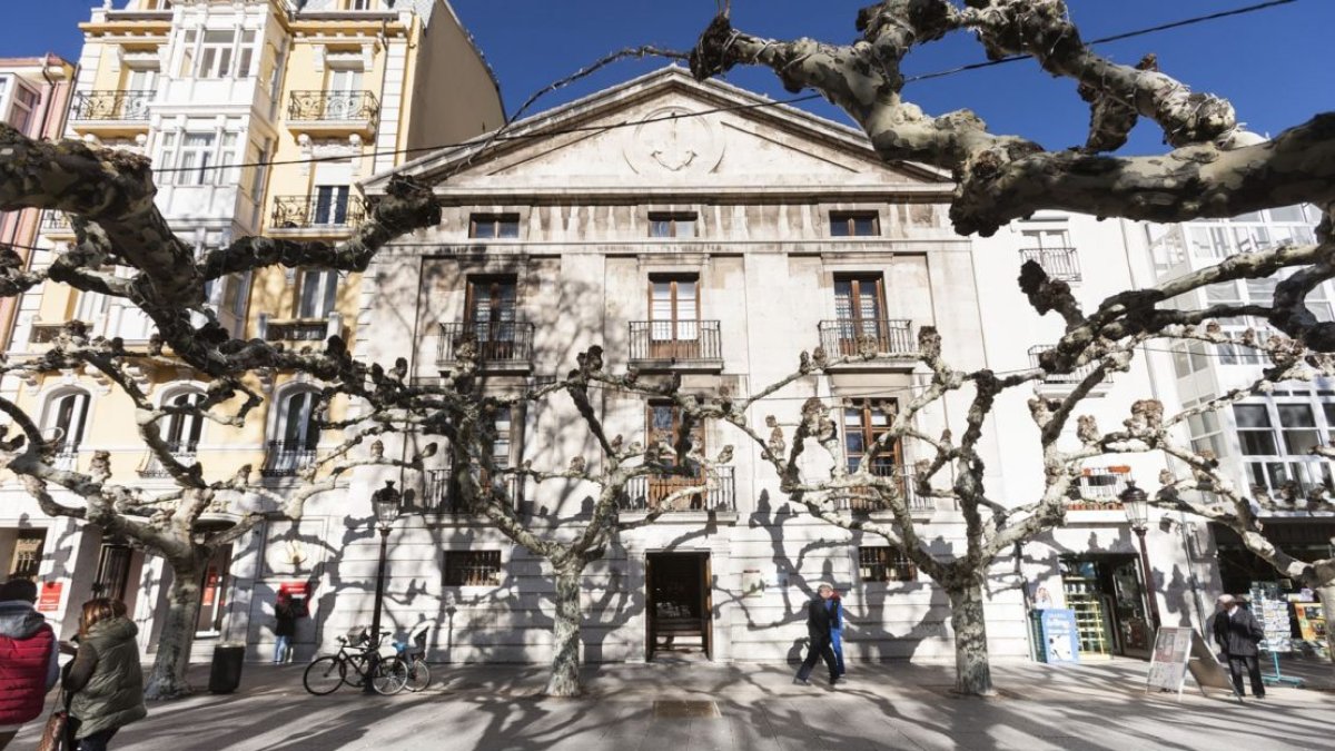 Los mercaderes controlaban el Consulado del Mar, el templo del comercio internacional desde Burgos. ECB