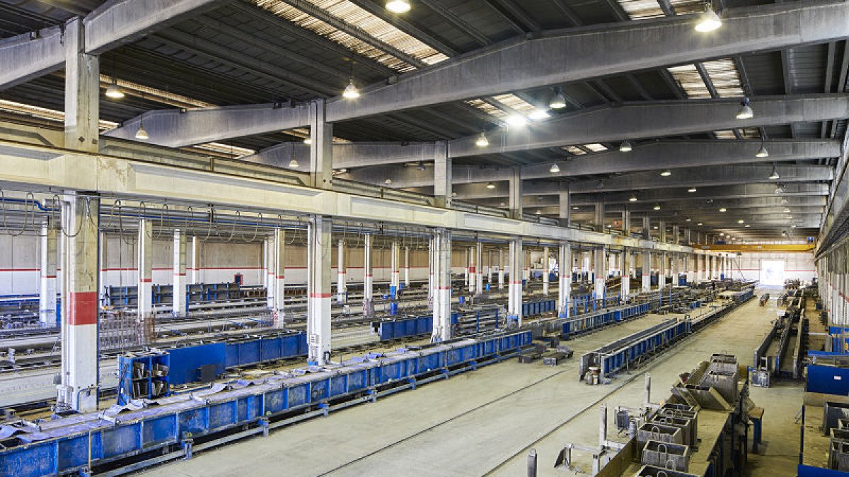 Interior de la fábrica de Iberian Precast en Fresnillo. ECB