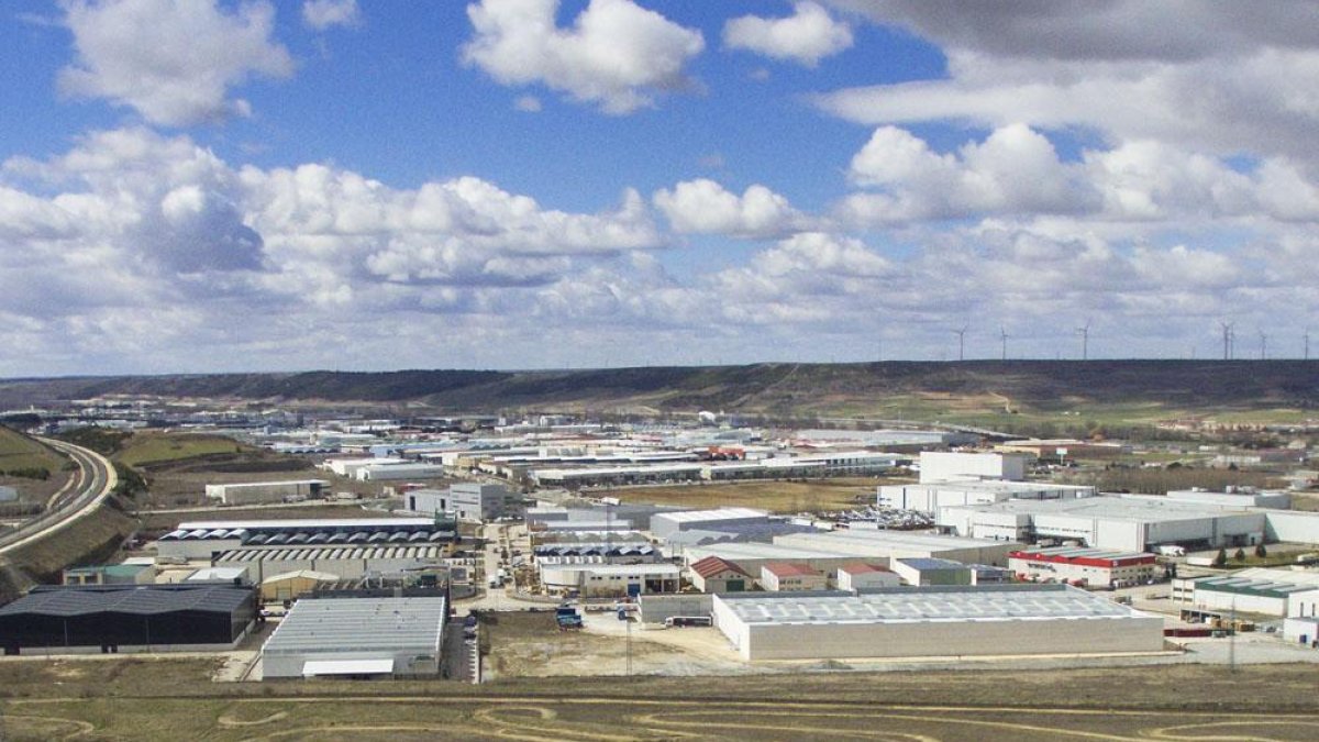 Vista aérea del Polígono Industrial de Villalonquéjar.-ISRAEL L. MURILLO