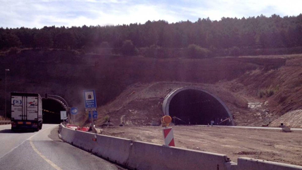 Imagen reciente del estado de las obras de la ronda norte.-Israel L. Murillo