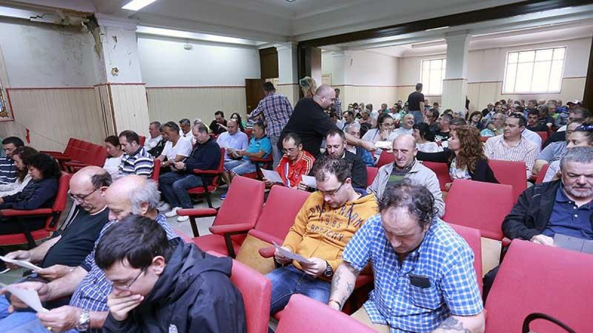 El descontento de los trabajadores se puso una vez más de manifiesto.-RAÚL G. OCHOA